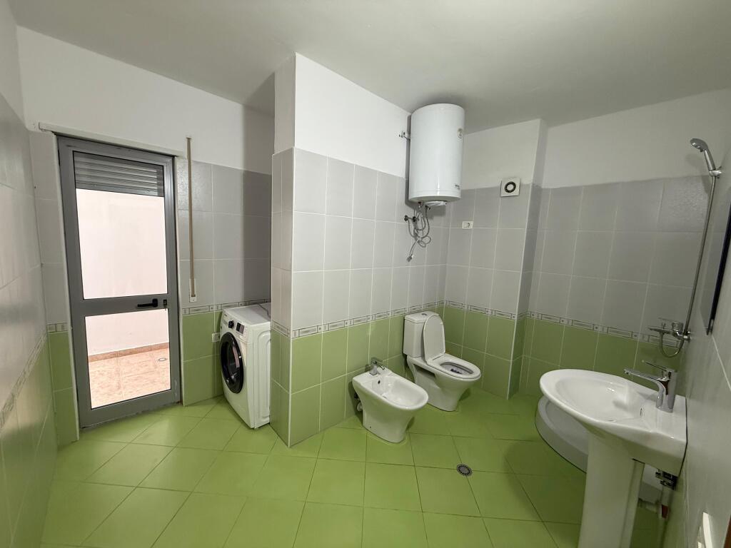 APARTAMENT 2+1+2 TUALETE PLAZH KOMPLEKS EKA AGFATEGJATE