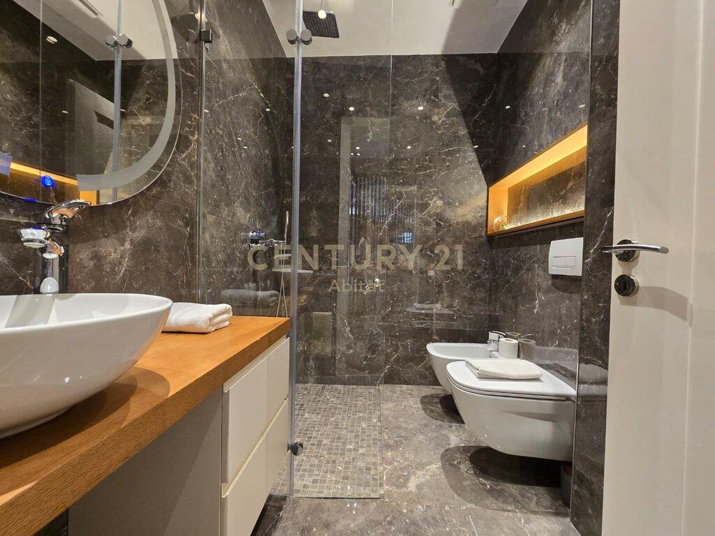For Rent – Premium 2+1 Apartment with Veranda and Parking Space in the Center of Tirana!