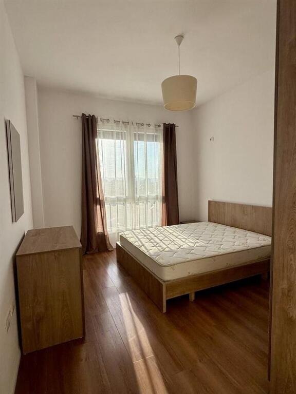 APARTAMENT ME QERA 2+1 RRUGA 5 MAJ 650 EURO