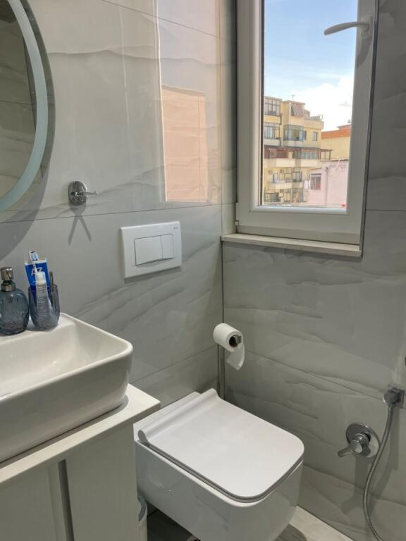 🏡 APARTMENT FOR RENT 1+1 – Paris Commune