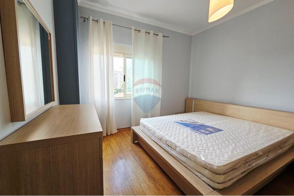 Apartment 2+1 for rent at Mine Peza !
