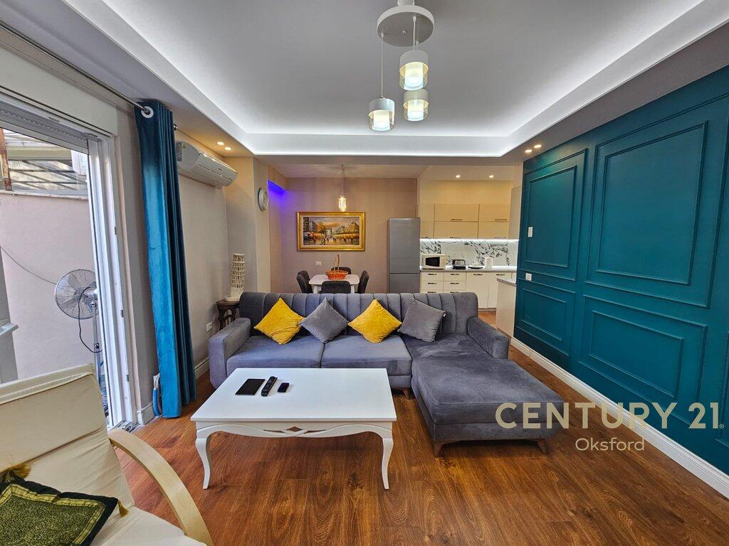 SHESIM APARTAMENT 2+1 PLUS VERANDE NE YZBERISHT! 185,000 €