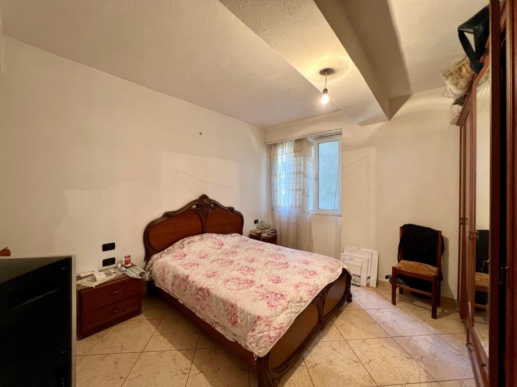 Shitet, Apartament 2+1+Ballkon, stadiumi ”Gjorgji Kycyku”- Pogradec.