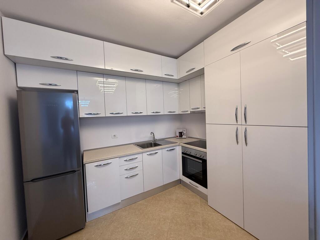 APARTAMENT 2+1+2 TUALETE PLAZH KOMPLEKS EKA AGFATEGJATE