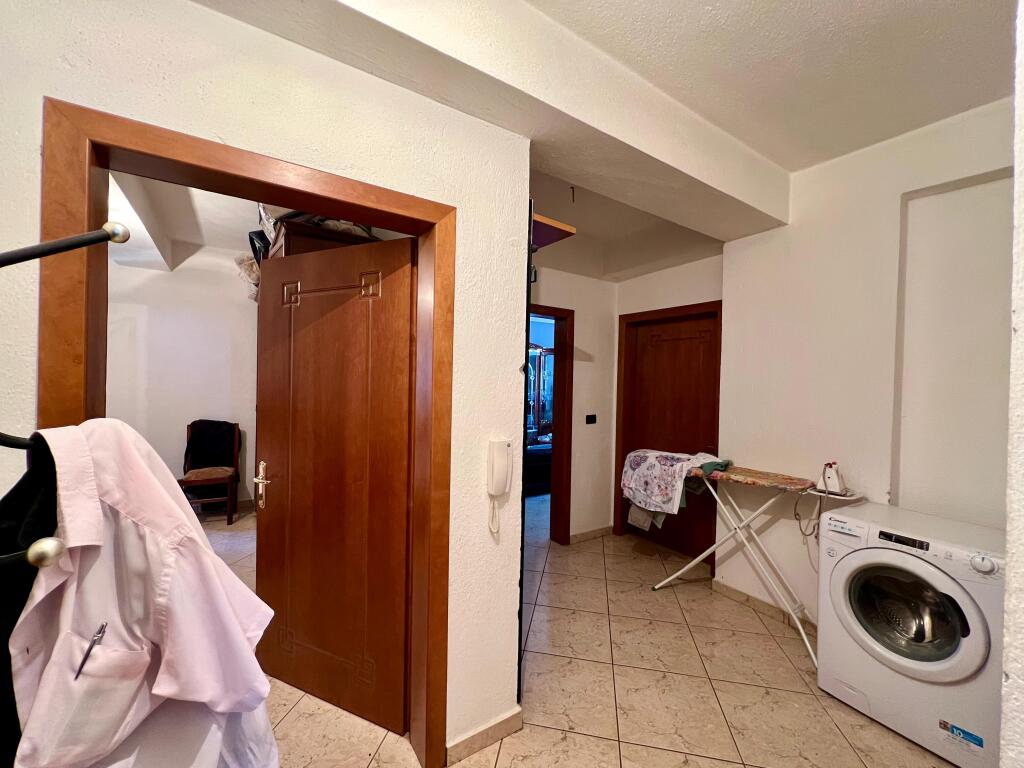 Shitet, Apartament 2+1+Ballkon, stadiumi ”Gjorgji Kycyku”- Pogradec.
