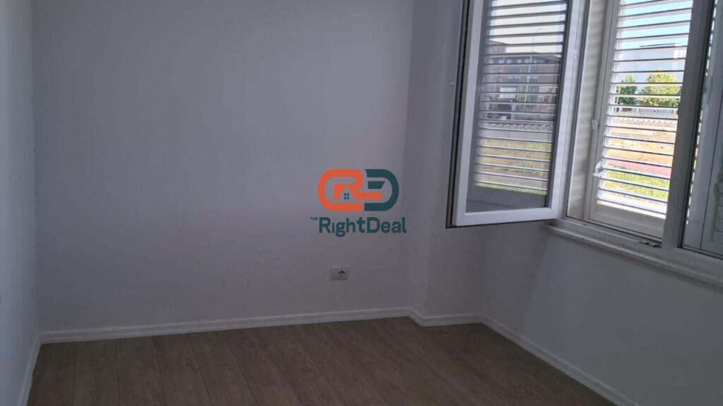 A Univers City, Appartamento 2+1 con Posto Auto in Affitto!!