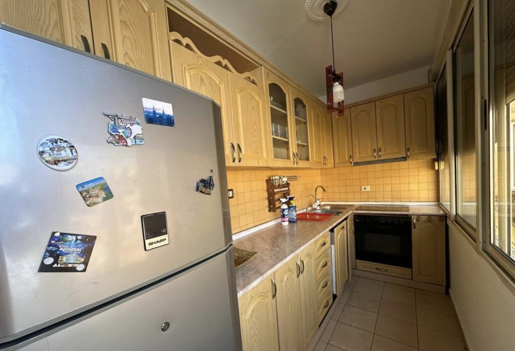 Jepet me qira apartament 2+1+2 Rrugës së Kosovareve