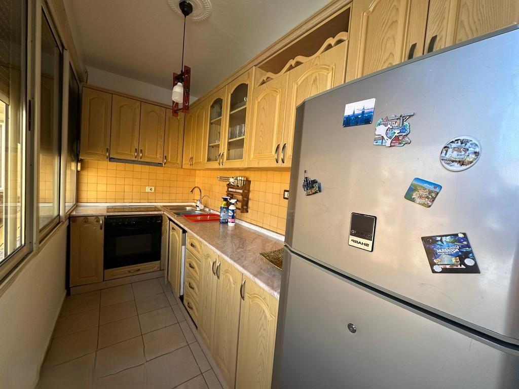 PRANE RRUGES SE KOSOVAREVE JAPIM ME QIRA APARTAMENT 2+1+2 ,700 € /Muaj