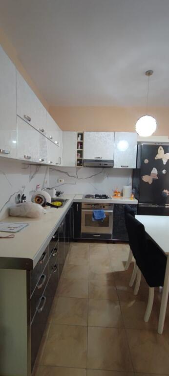 Apartament me Qira 1+1 në Fresk.