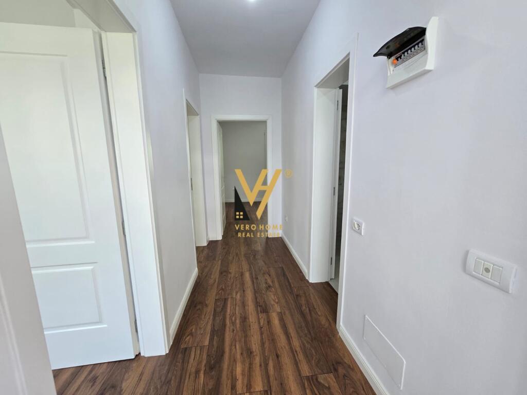 SHITET APARTAMENT 2+1 TE ISH PARKU 150.000 EURO