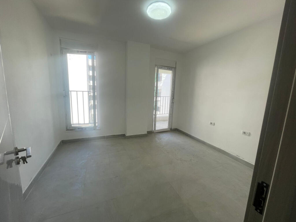 Appartamento in Affitto 3+1 a 5 Maji ( ID B230173) Tirane​