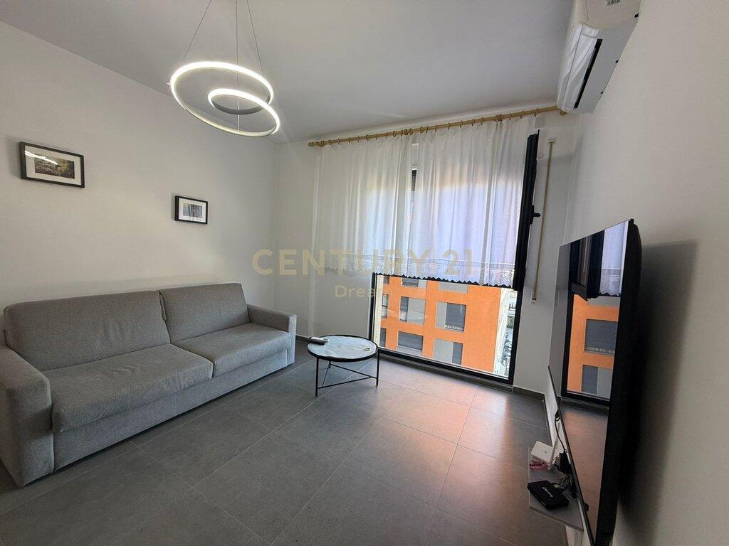 FOR RENT 1+1 APARTMENT IN XHAMLLIK