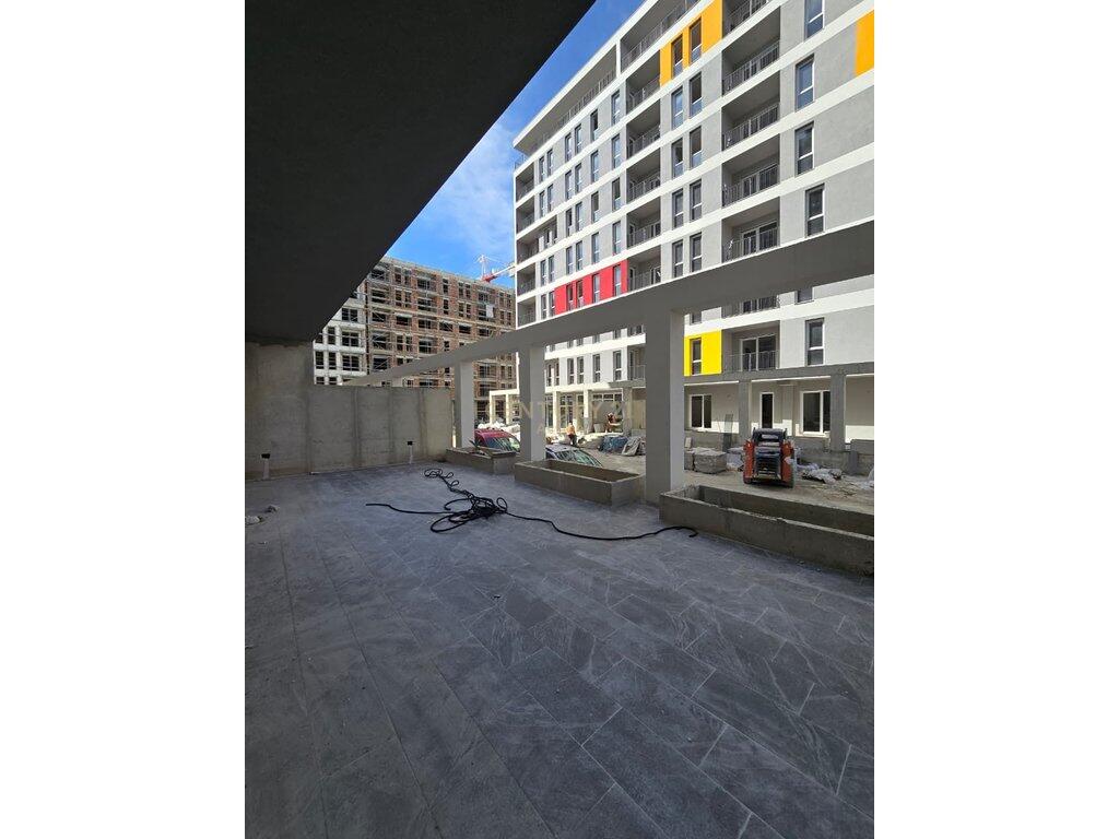 Apartament 2+1 në shitje te Qendra Tregtare QTU -Univers City, Tiranë