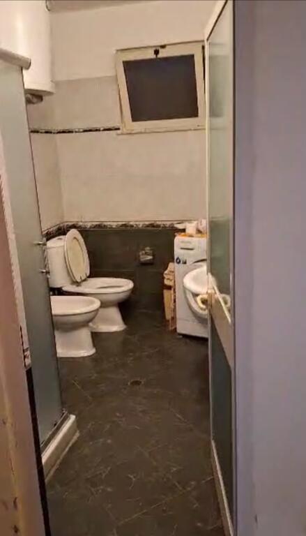 SHITET APARTAMENT 2+1 PRANE FABRIKES SE AKULLIT DURRES