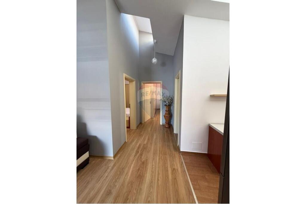 Apartament 2+1 tek Ekonomiku Rruga e Elbasanit