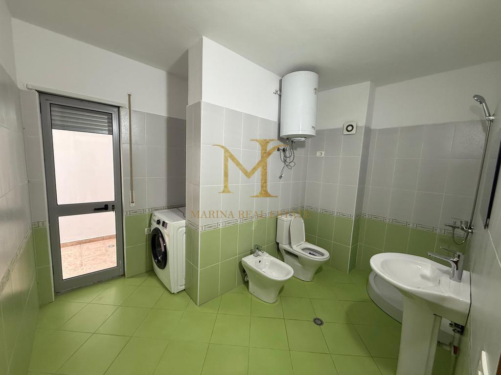 JEPET ME QERA SUPER APARTAMENT 2+1 , PLAZH HEKURUDHA DURRES