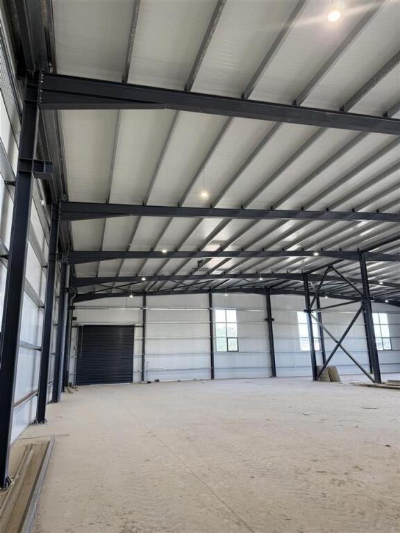 WAREHOUSE FOR RENT 3600 M2 VAQARR 3500 EURO