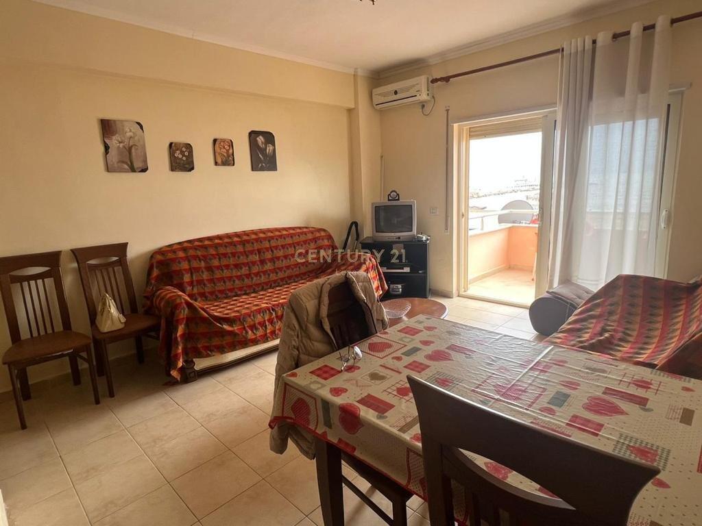 Appartamento 1+1 offerto a Durazzo, zona spiaggia