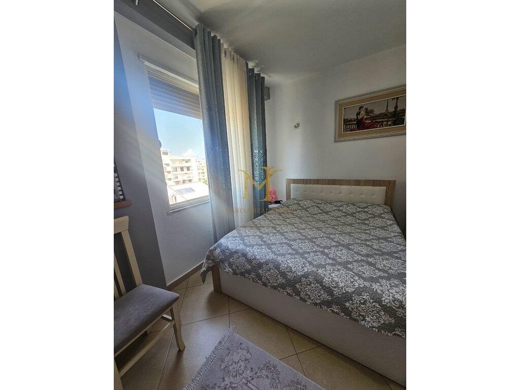 JEPET ME QIRA APARTAMENT NË PLAZH – RROTA E KUQE, DURRËS