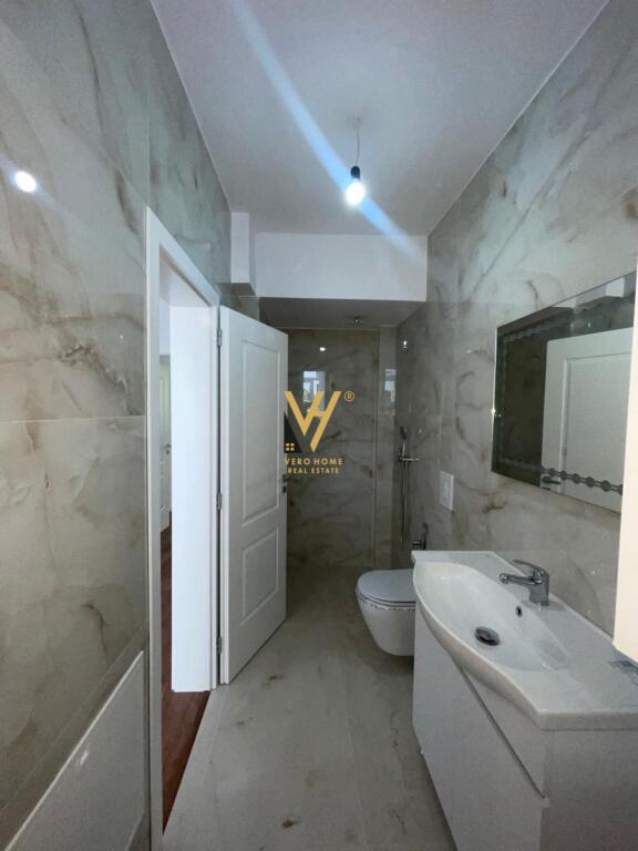 SHITET APARTAMENT 2+1 TE ISH PARKU 150.000 EURO