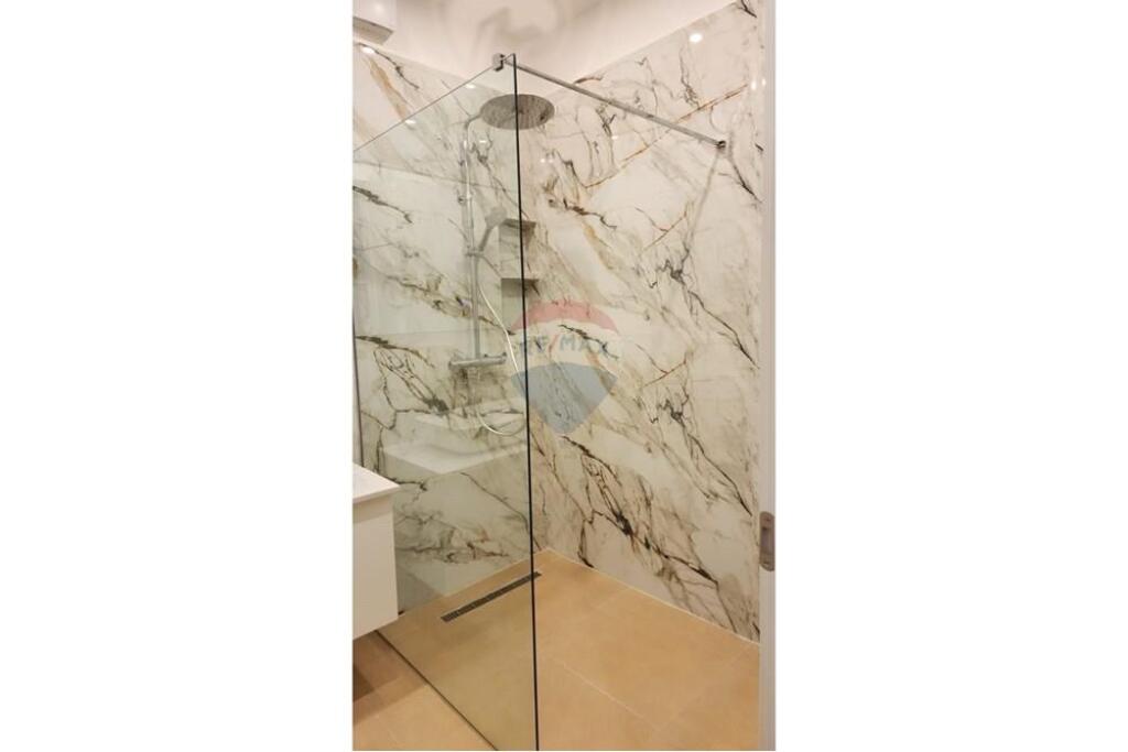APARTAMENT 2+1+P ME QIRA TE KOMPLEKSI DELIJORGJI!