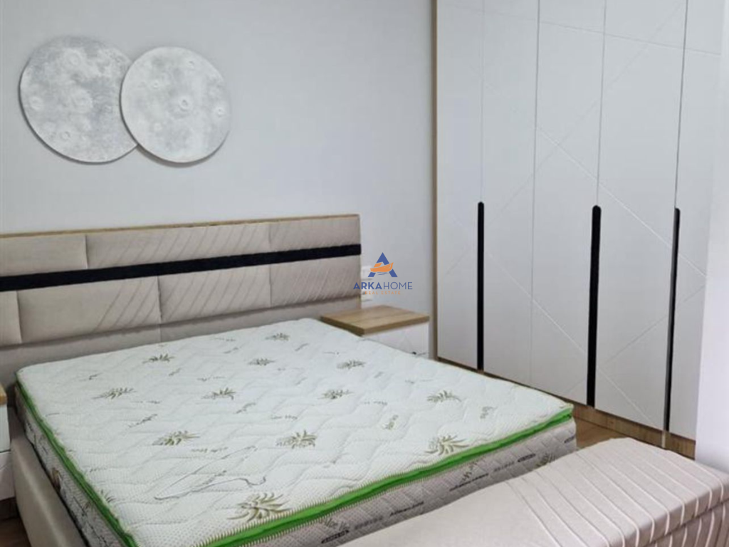 JEPET APARTAMENT ME QERA 1+1+BALLKON "REZIDENCA TIRANA TRIO TOWERS, DON BOSKO" 650 EURO.