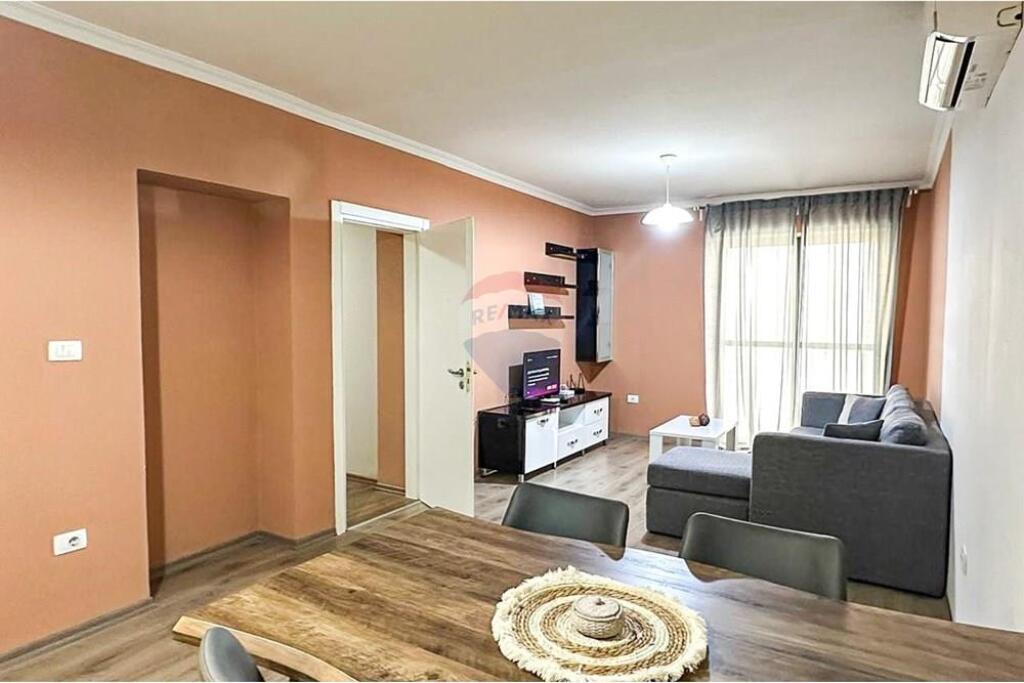 APARTMENT 2+1 FOR RENT - GARDA, FORMER BLOCK..