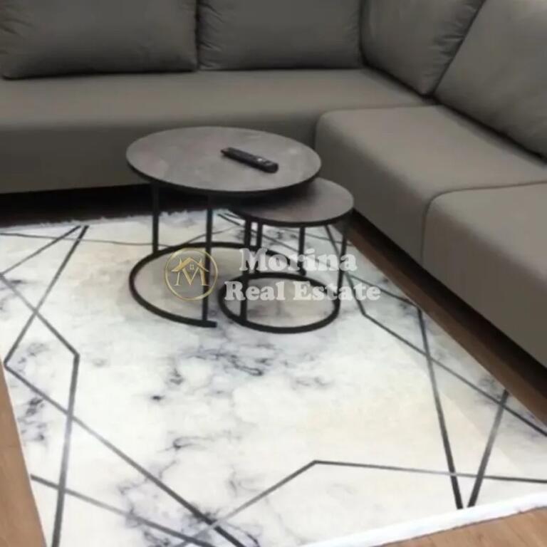 Affitto, Appartamento 2+1+2, 5 maggio, Via 5 maggio, 800 euro/mese