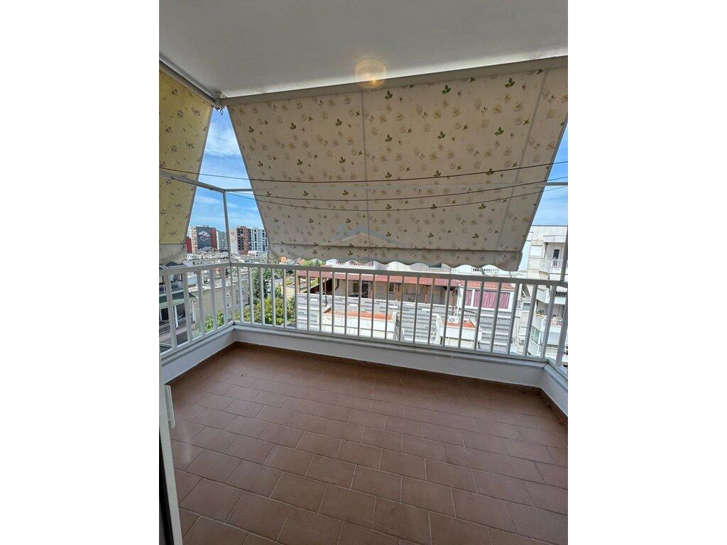 For sale, Apartment 1+1, Oxhaku, Tirana.