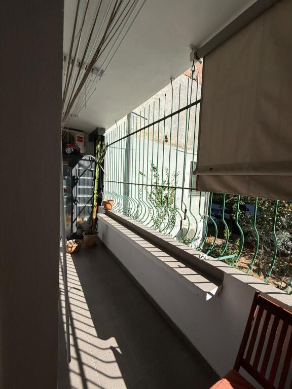 Appartamento 1+1 in affitto + zona cucina separata + Balcone presso Bar Sanremo a Myslym Shyr.