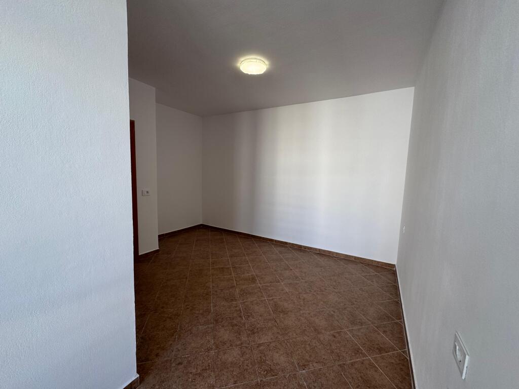 Apartament me qera 2+1+2 Astir