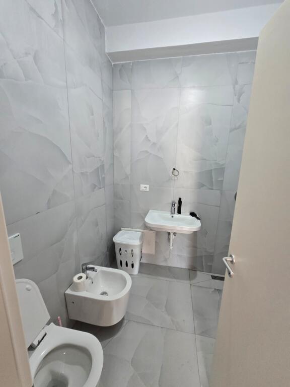 Apartament për shitje 2+1 Ali Dem