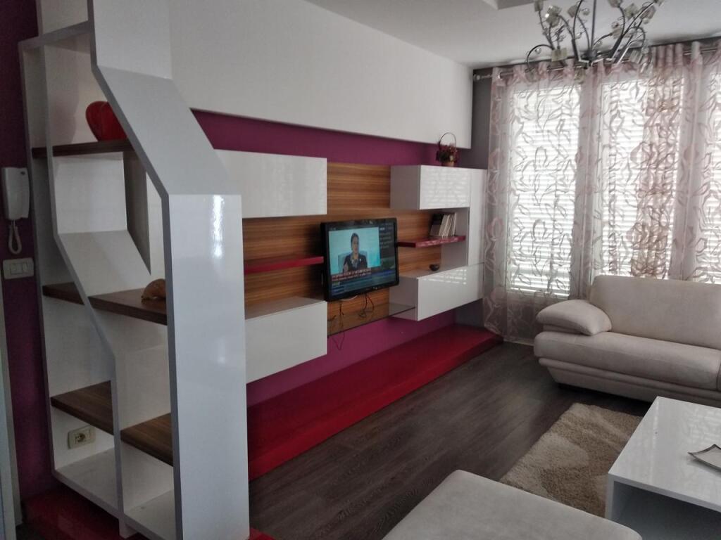 APARTMENT 2+1+PARKING SPACE FOR RENT KODRA E DIELLIT 1