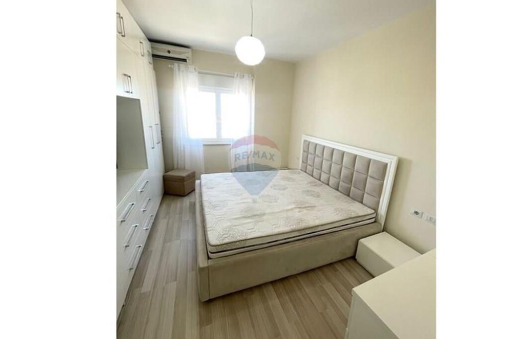 APARTAMENT 2+1+2 PER QIRA NE QENDER!.