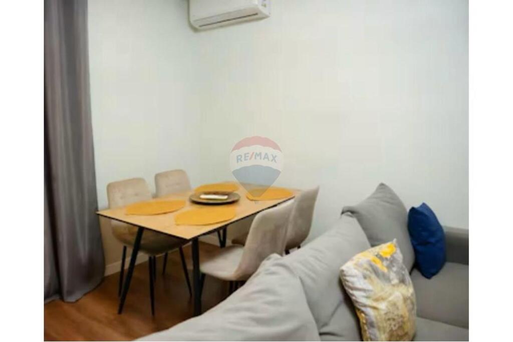 Jepet apartamnet 2+1 me qira, Vila Gold!