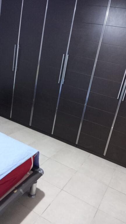 Affittasi 2+1 arredato al 3° piano villa Jordan Misja  500 wu
