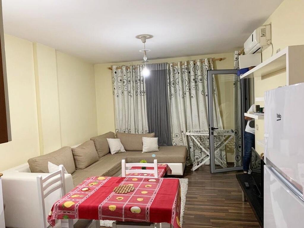 QIRA 1+1 ME QIRA – LIQENI I THATË