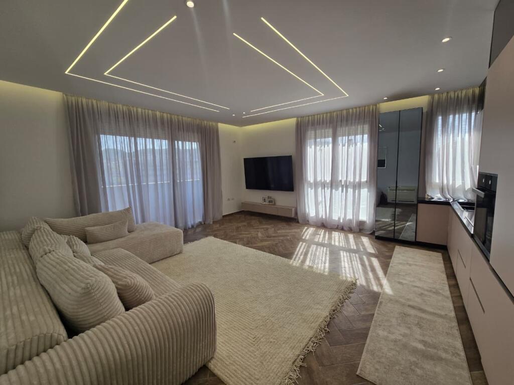 *APPARTAMENTO DI LUSSO 2+1+2 IN VENDITA | 21 DICEMBRE*