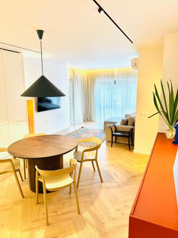 🏡 SUPER APPARTAMENTO 2+1 IN AFFITTO 📍Scuola Rossa