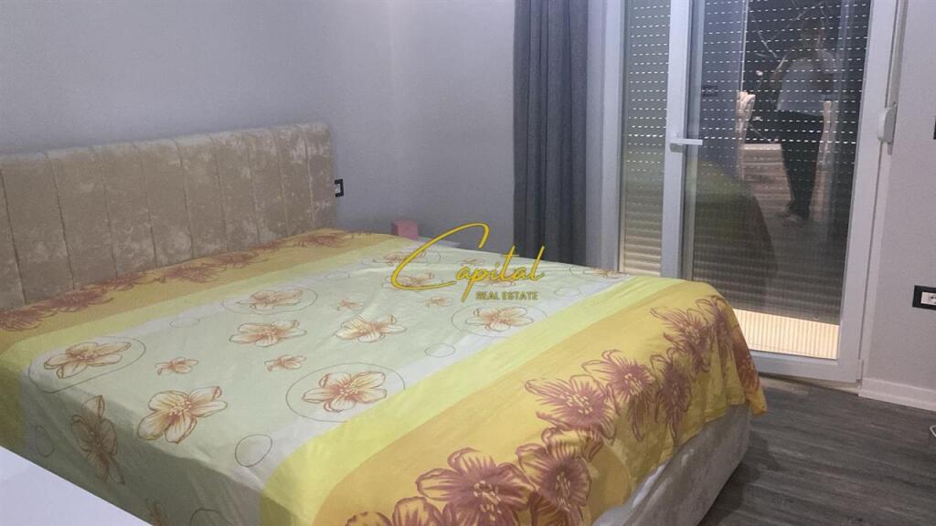 APARTAMENT ME QERA 2+1 PORCELANI 800 EURO