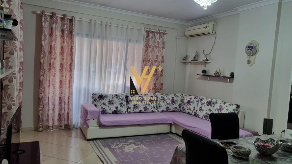 APARTAMENT 2+1+BLK ME QERA YZBERISHT 500 EURO