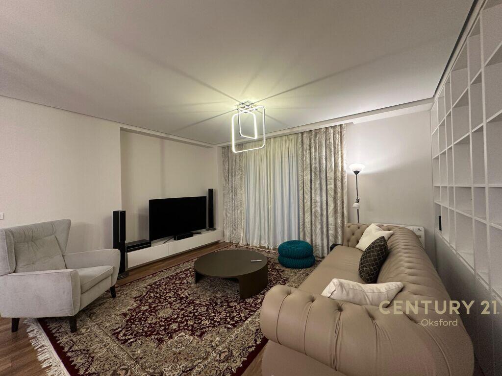 JAPIM ME QIRA APARTAMENT 2+1+2+GARDEROBE, NE ISH BLLOK!
