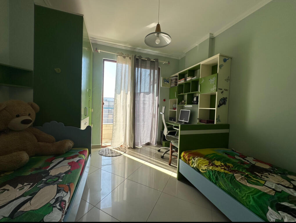 APARTMENT 3+1+2+Parking NEAR ASTIR ROUNDABOUT !