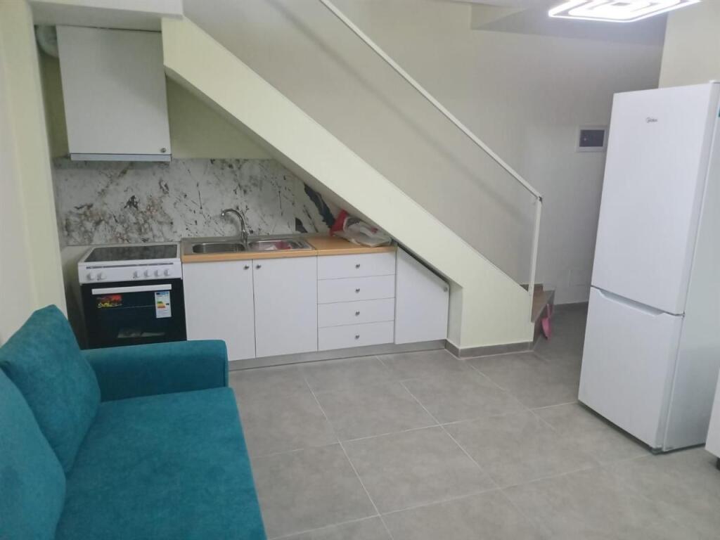 At Xhamia selite, a 1+1 duplex apartment is for rent