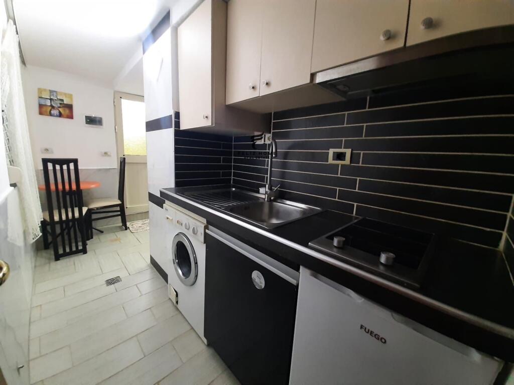 STUDIO FOR RENT 5 MAY 36,000 LEKE