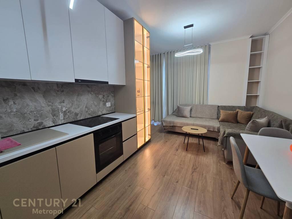 JEPET APARTAMENT ME QIRA TEK BULEVARDI I RI 1+1