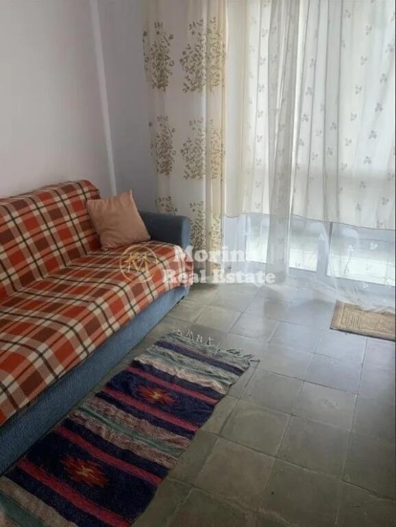 Qera, Apartament 1+1+ambient gatimi, Rruga e Dibres — Medrese, 450 euro/muaj.