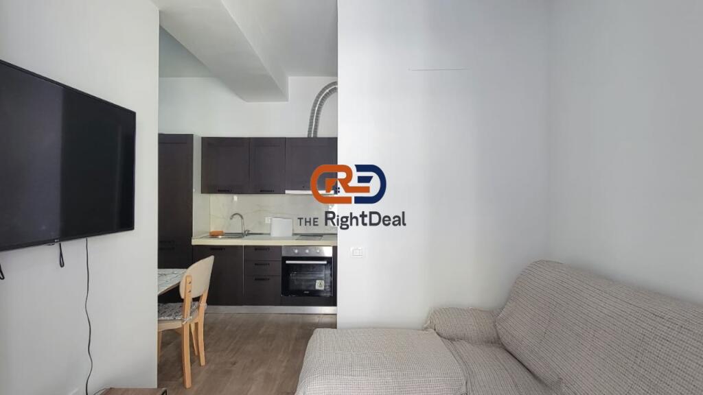 Tek Mangalem 21, Jepet Me Qira Apartament 1+1 I Mobiluar Ne Menyre Bashkekohore !!!
