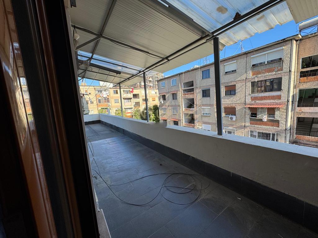 JAPIM APARTAMENT 2+1+2+VERANDE TEK KMY LAPRAKE
