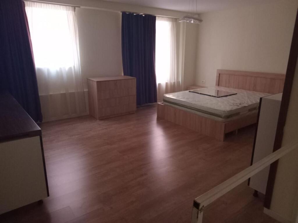 At Xhamia selite, a 1+1 duplex apartment is for rent